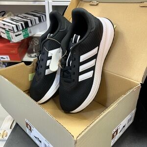 🔥🔥 Adidas Cloudfoam comfort Sneakers women size 9 NWT